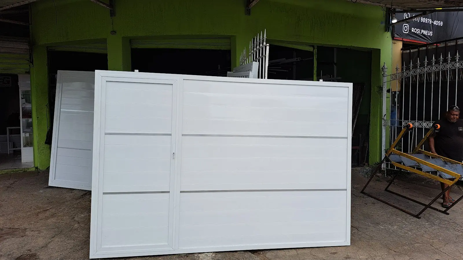 Fábrica de portões da Serralheria M.A na Estrada do Cabuçu, Campo Grande